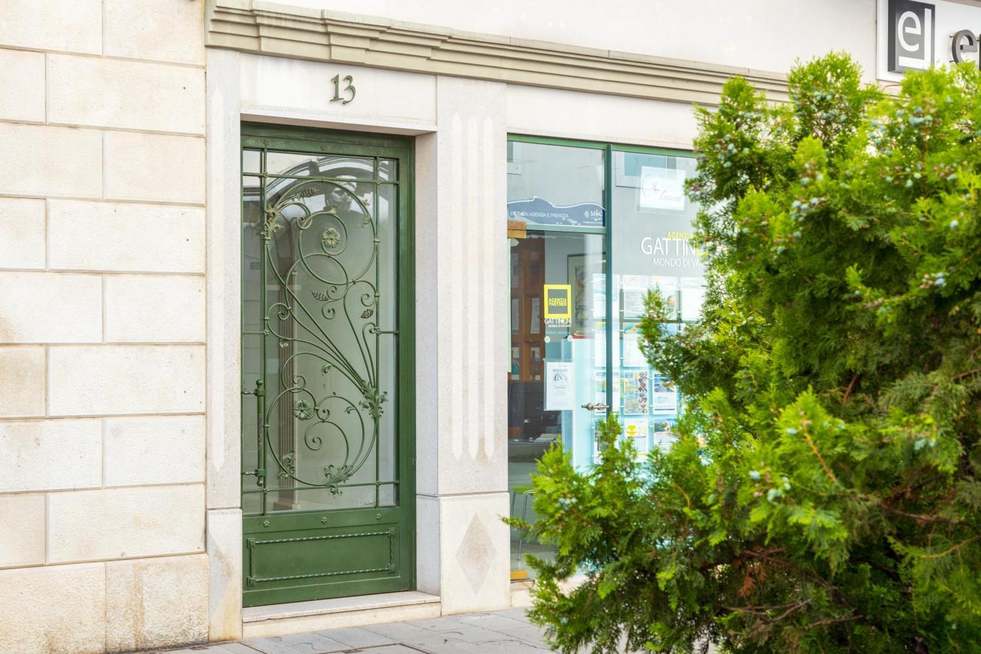 Rifugio Wilde, A Trieste Centro Con Parcheggio Экстерьер фото